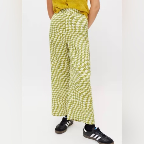 Urban Outfitters Pants - Urban Outfitters Women’s Olympia Printed Geometric Wide Leg Pants Size Large